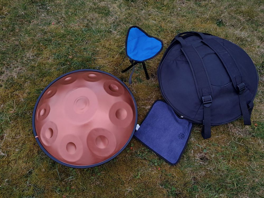 Handpan Yatao Manik D (R�) Ashakiran 16 notes. �tat neuf 2500 Pleumeur-Gautier (22)