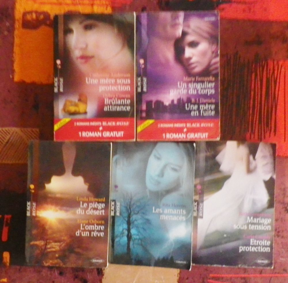 LOT DE 5 HARLEQUIN BLACK ROSE 8 Attainville (95)