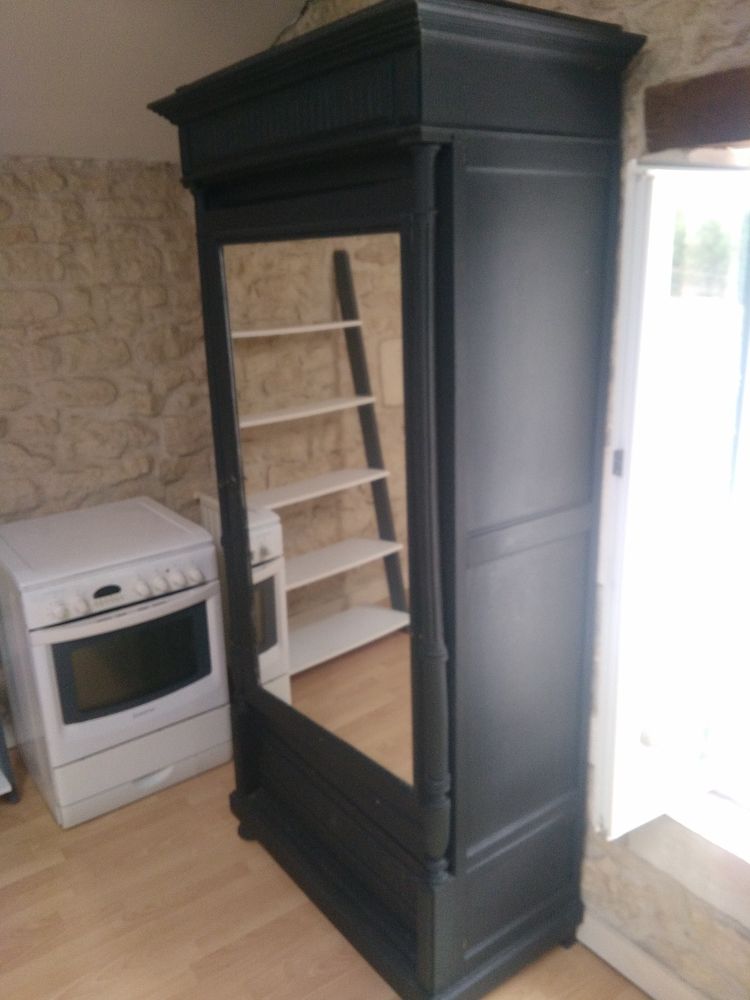 HARMOIRE BONNE ETAT 50 Tonnay-Charente (17)