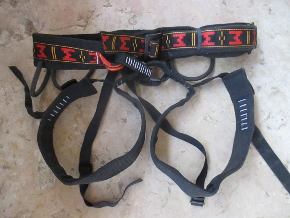harnais escalade �lagage 30 P�ronnas (01)