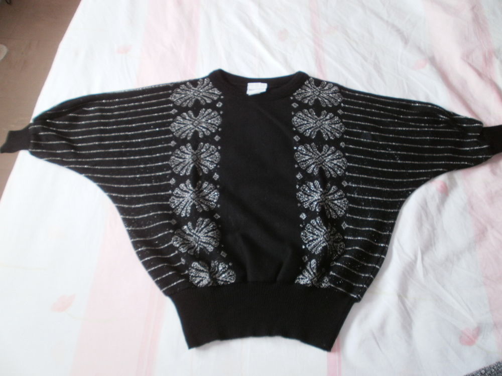 haut femme tout neuf 12 Poitiers (86)