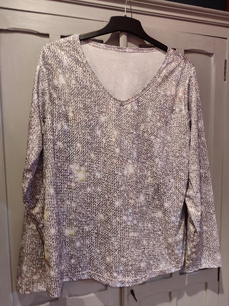 Haut Fluide habill� 15 Les Essarts-l�s-S�zanne (51)