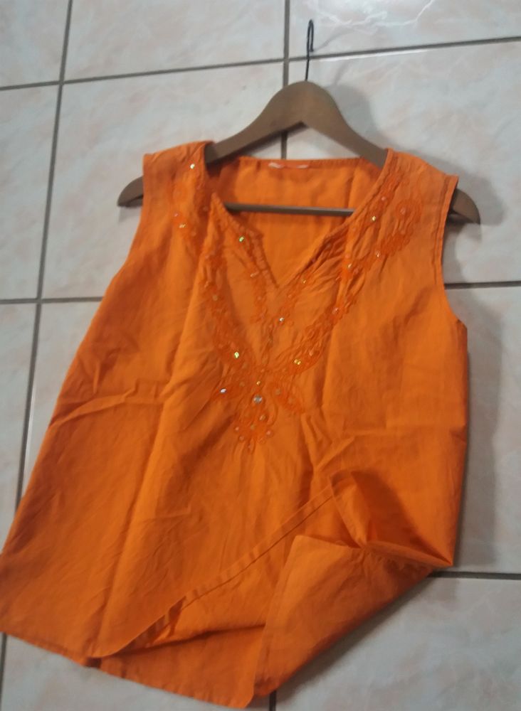 haut orange esprit boh�me brod� - strass �tat neuf - T 40 3 Domart-en-Ponthieu (80)