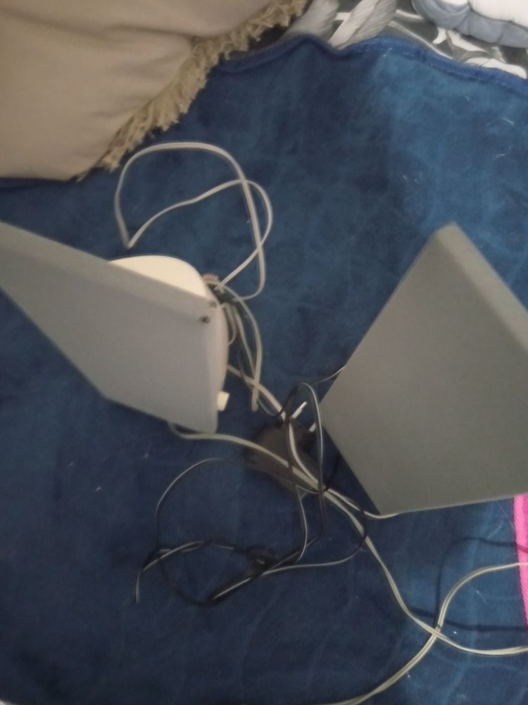 Haut parleur pour ordinateur ou t�l�vision 5 La Grand-Combe (30)