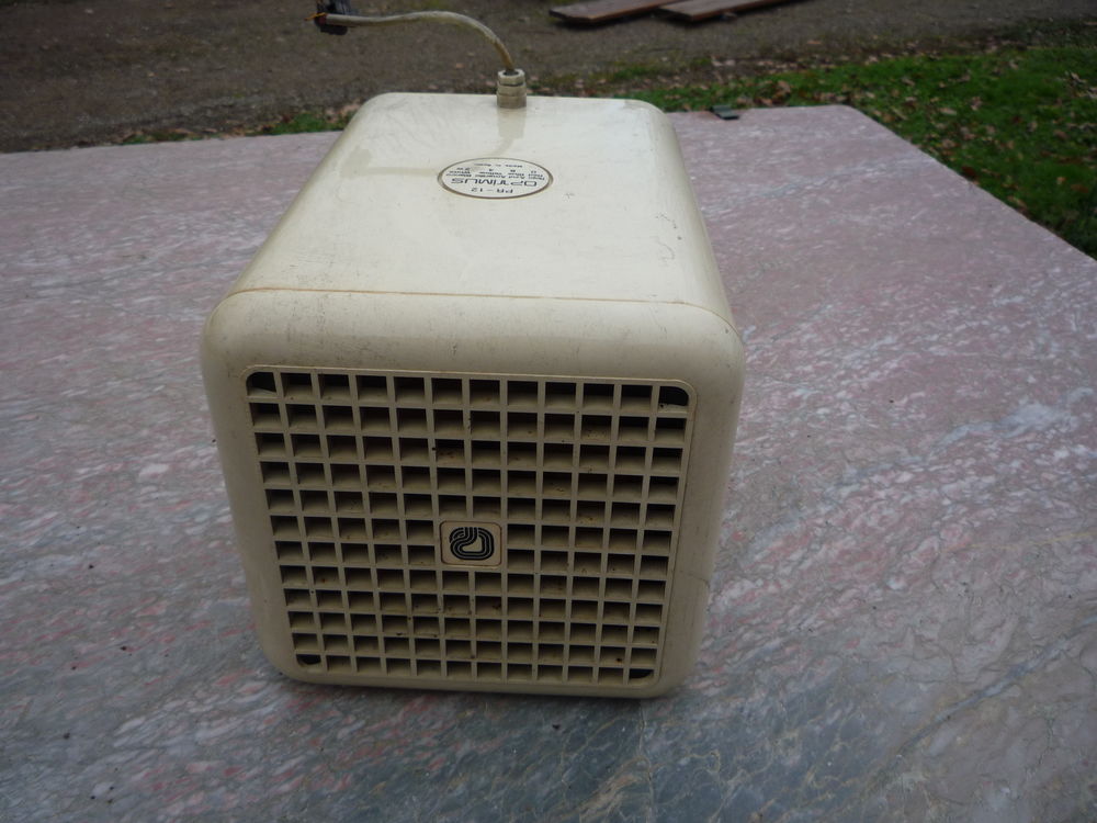 Haut parleur 25 Castres (81)