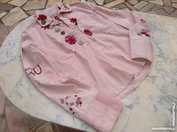 Haut tr�s fantaisie marque GURU 7 Nimes (30)