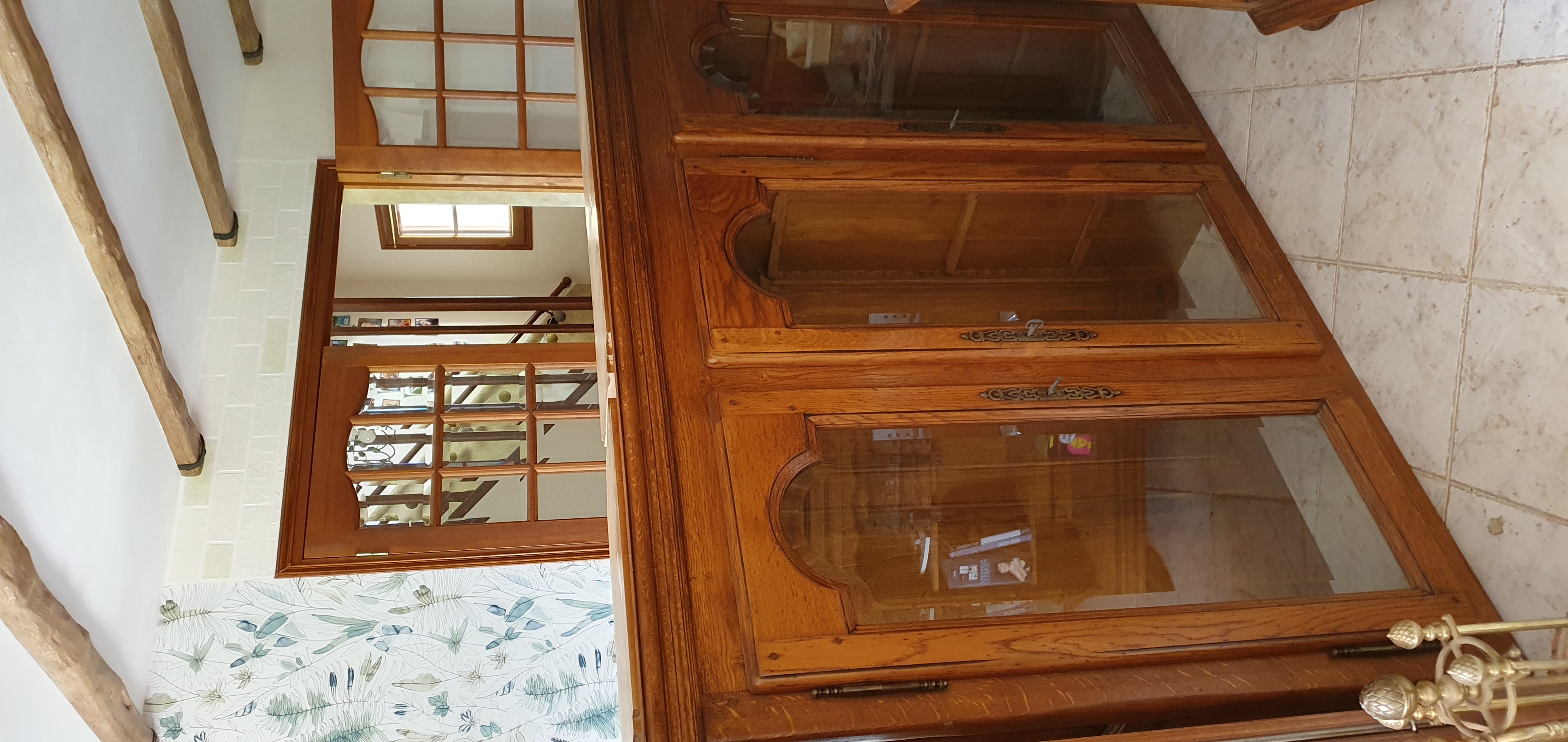 Haut de vaisselier : vitrine ch�ne massif et verre 0 Corbeil-Essonnes (91)