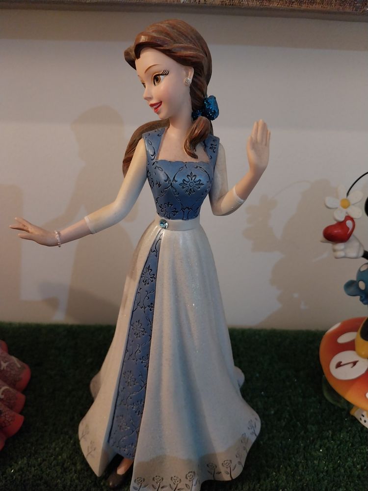 Haute couture de Belle disneyland paris 70 Saint-Laurent-du-Var (06)