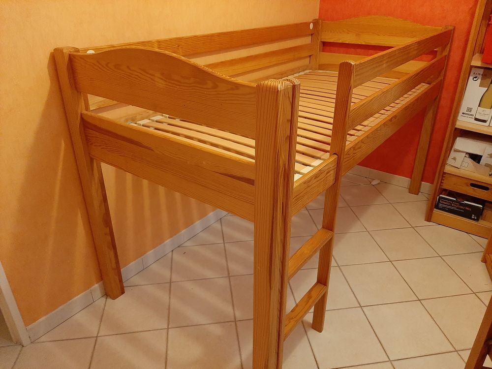 Lit mi-hauteur en pin massif  naturel 90x190 200 Saint-Aun�s (34)