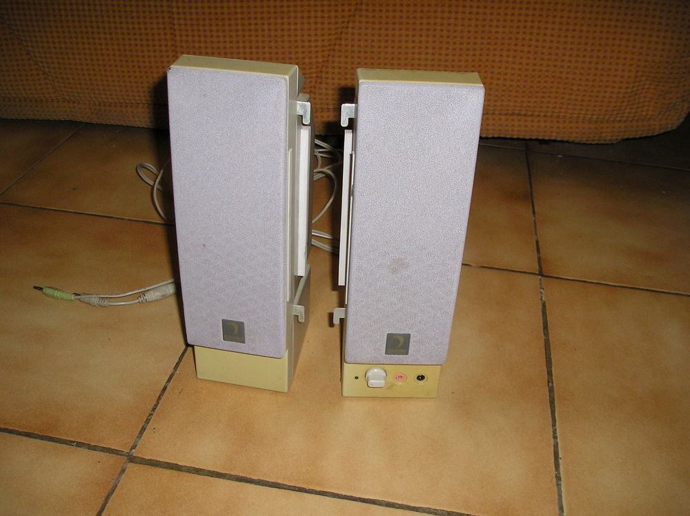 hauts parleurs diamond 4 w pour PC 10 Sept�mes-les-Vallons (13)