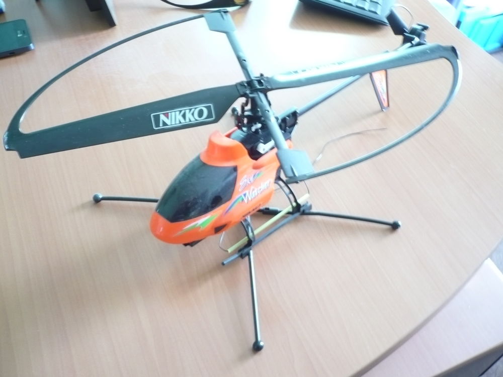 h�licopt�re radio command� 30 Bosc-le-Hard (76)