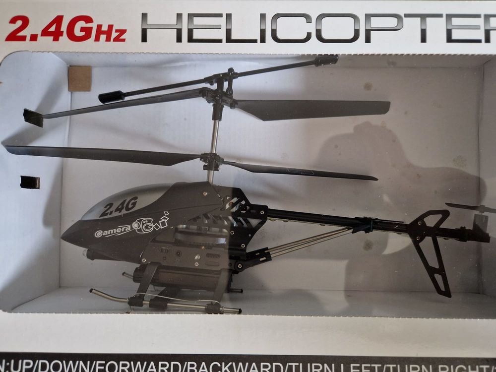 HELICOPTERE RADIOCOMMANDE NEUF EN METAL AVEC CAMERA ET PHOTO 40 Chavenay (78)