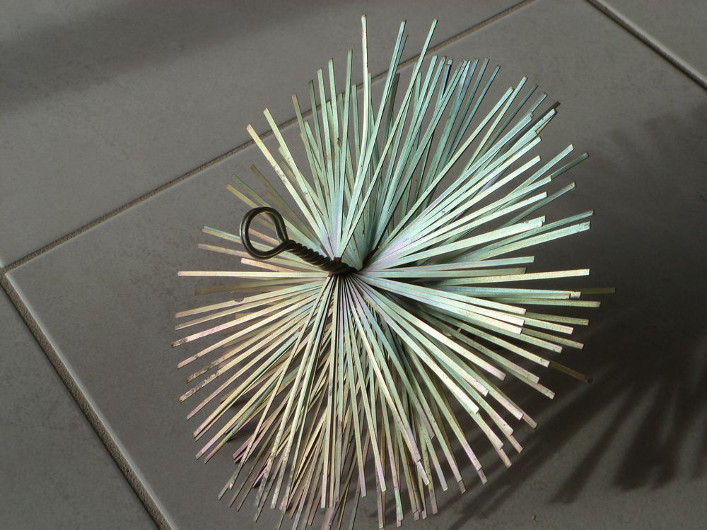 h�risson neuf de ramonage en acier. 10 Clisson (44)