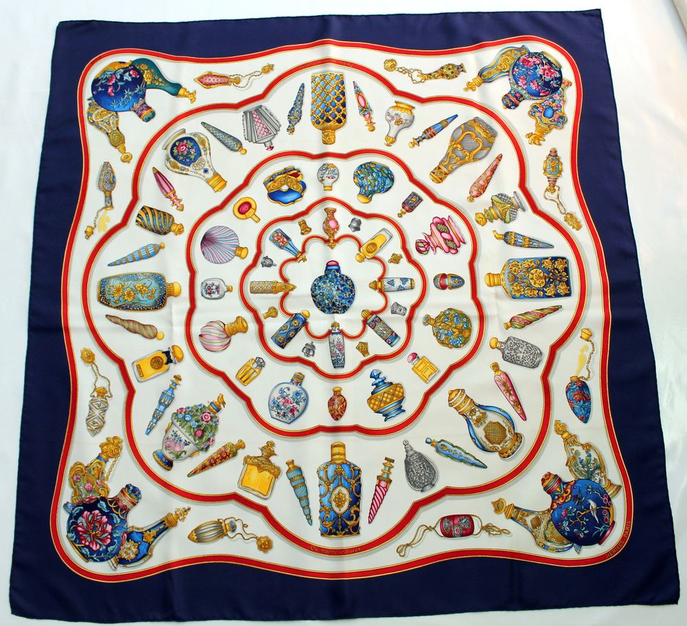 HERMES Qu' importe le flacon, pourvu qu'on ait l'ivresse 280 Issy-les-Moulineaux (92)