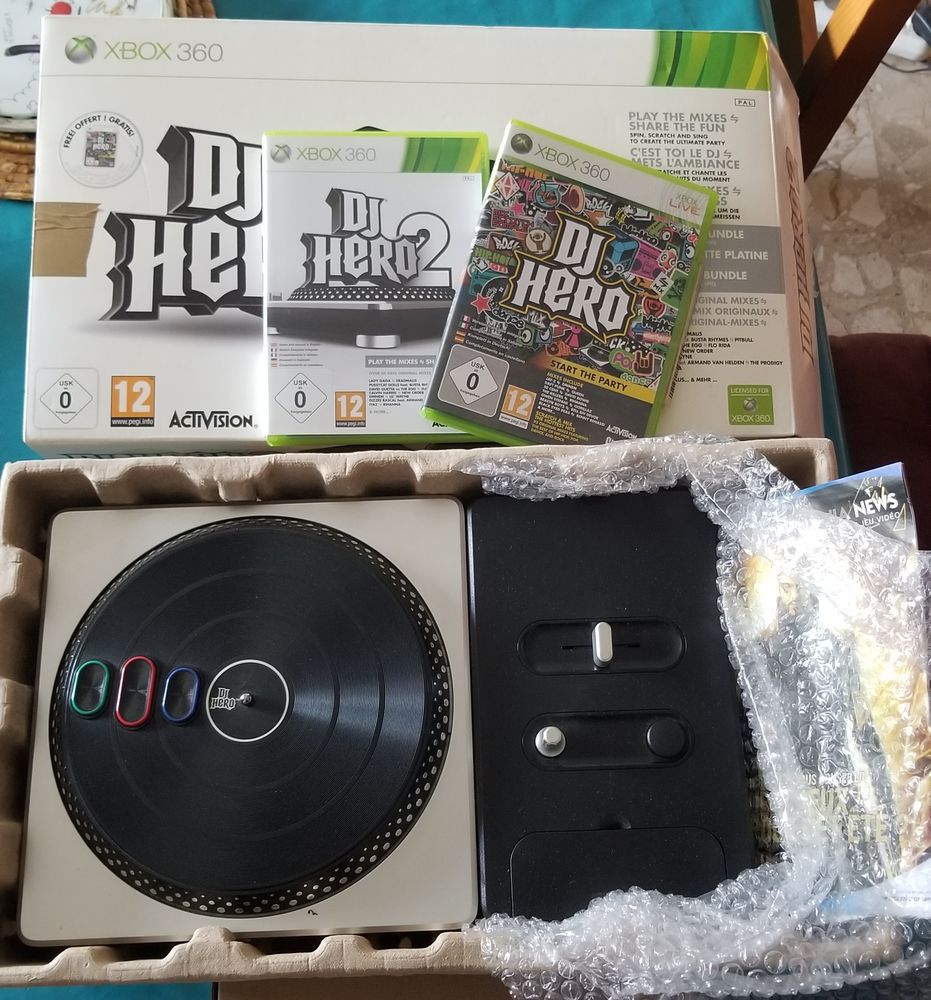 DJ Hero 2 pour xbox360 + 2 jeux dj hero 40 Annecy (74)
