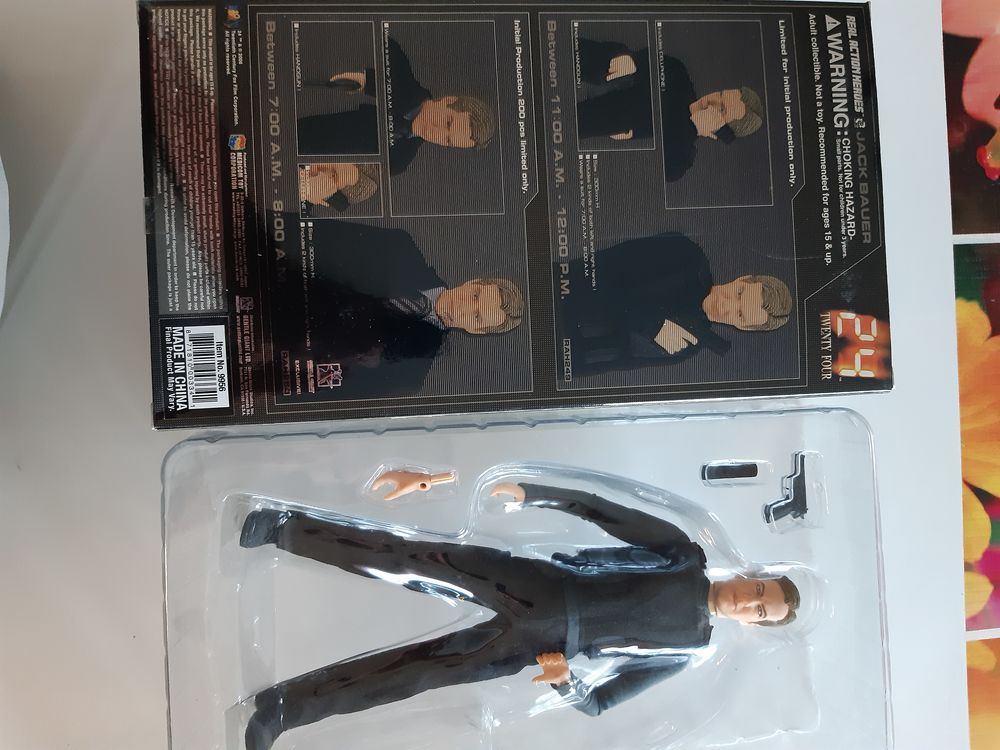 24 heures chrono jack bauer figurine 200 Ponteils-et-Br�sis (30)