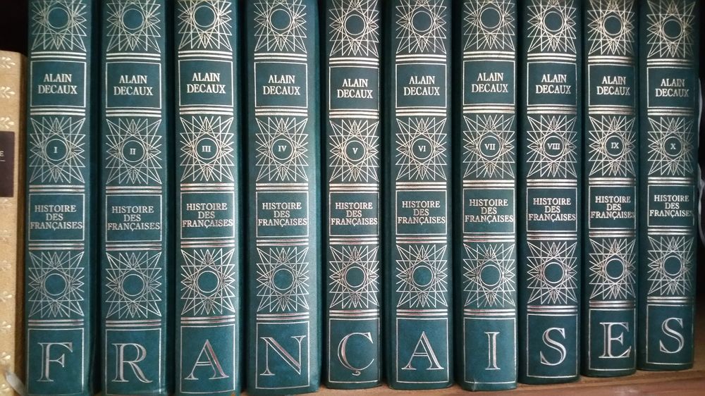 10 vol Histoire des fran�aises   reli�s et rembourr�s neufs 25 D�sertines (03)