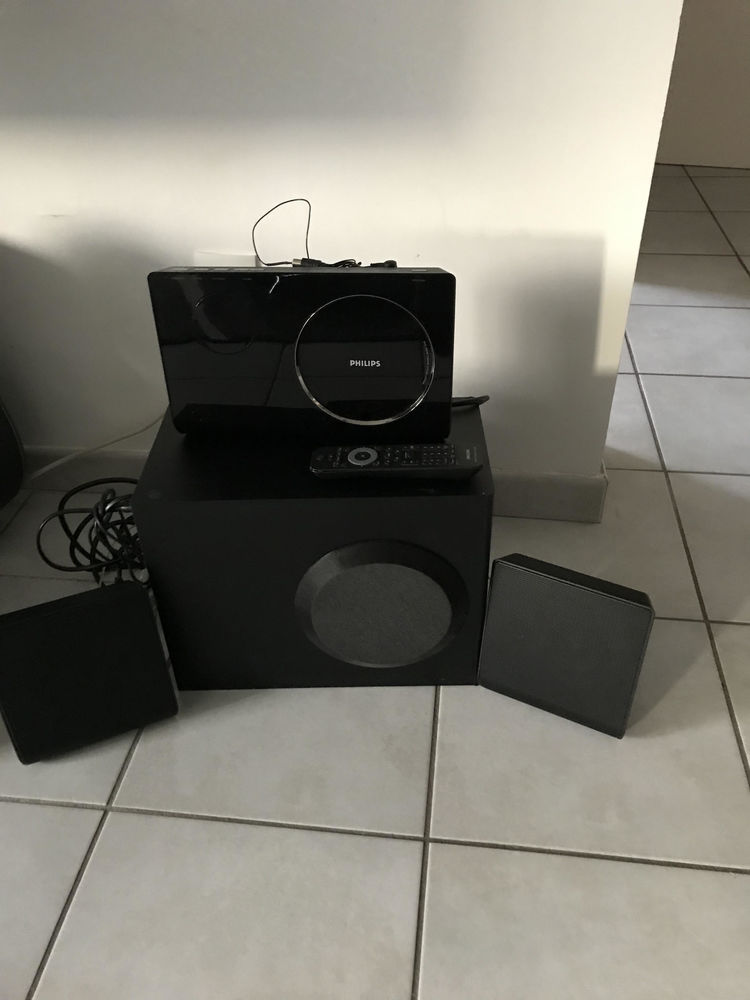 HOME CINEMA PHILIPS HTS4600. 130 Saint-Martin-d'H�res (38)