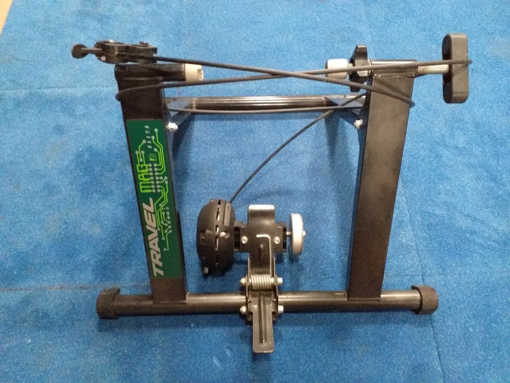  Home Trainer Bon �tat.
20 Soignolles-en-Brie (77)