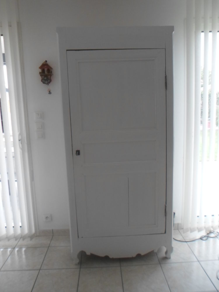 Homme debout 260 Saint-Paul-l�s-Dax (40)