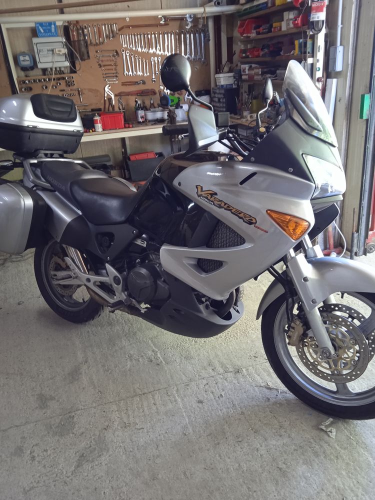 HONDA 1000 XLVaradero 0 Montbellet (71)