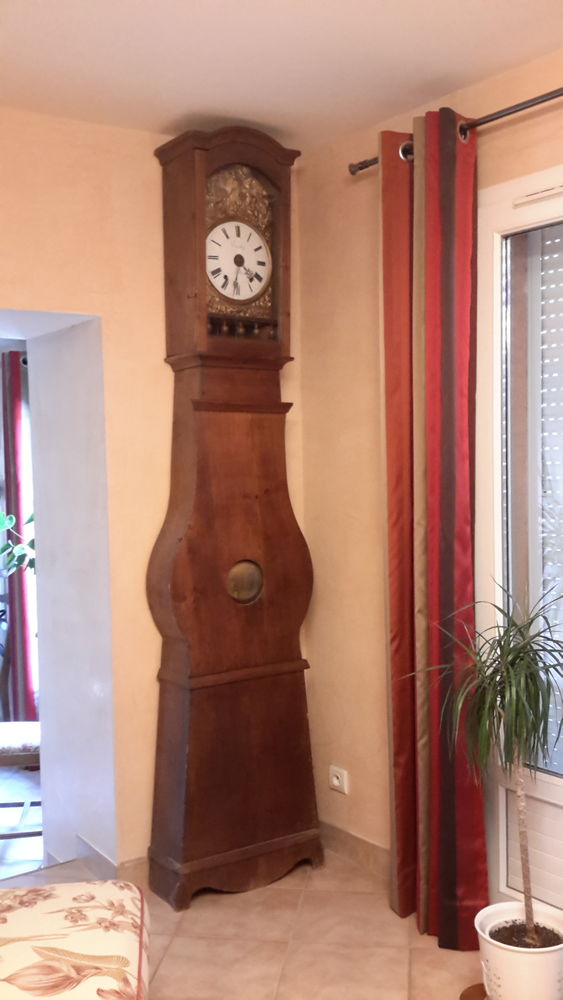 horloge ancienne Comtoise 
m�canisme r�usin� 600 Gleiz� (69)