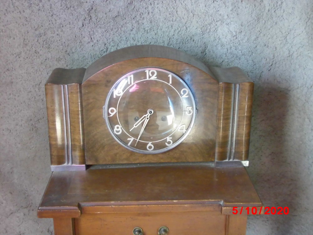 Horloge ancienne � poser 30 Port-la-Nouvelle (11)