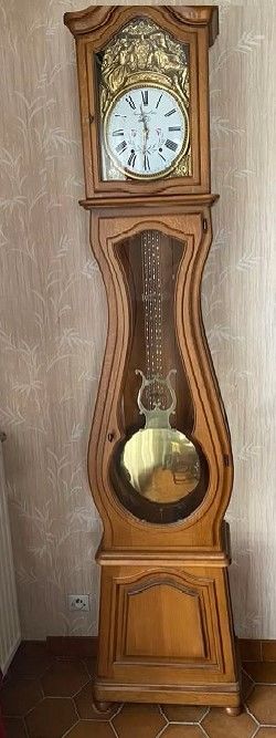 Horloge Comtoise ch�ne moyen 80 Montlu�on (03)