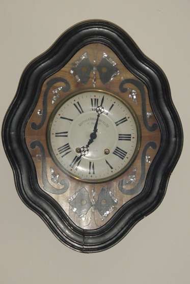 Horloge Murale Bois avec Cadran D�coratif. 50 Peypin (13)