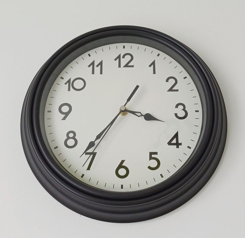 Horloge murale noire style r�tro 10 Marseille 10 (13)