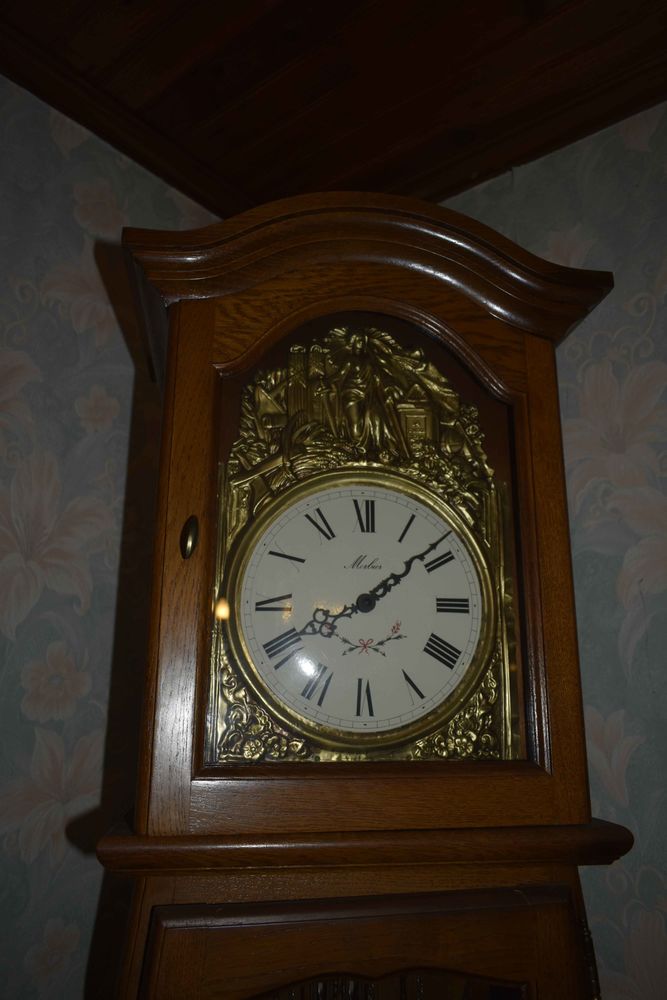 Horloge sur pied ch�ne parfait �tat 100 Limont-Fontaine (59)