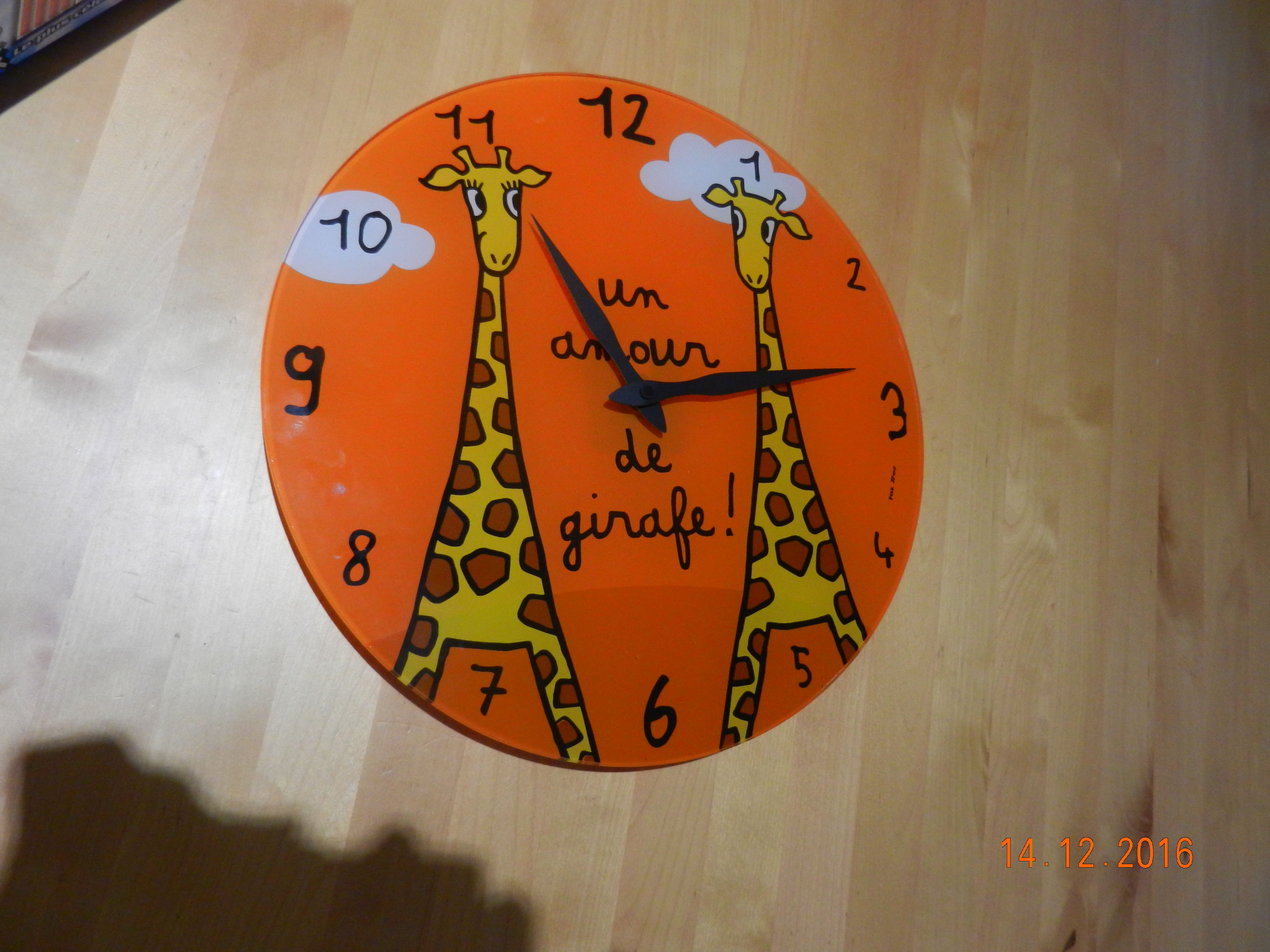 Horloge � pile Fly 7 Revonnas (01)