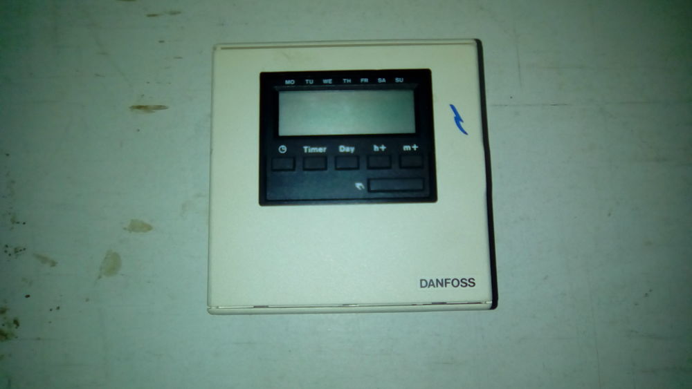 horloge de r�gulation digitale danfoss j 20 Le Monteil (43)