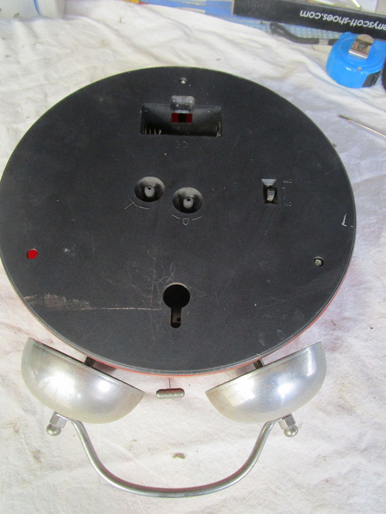 Horloge Titi et Grosminet 5 Illzach (68)