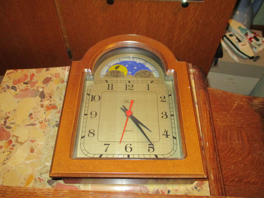 Horloge tour bois 9 M�rignies (59)