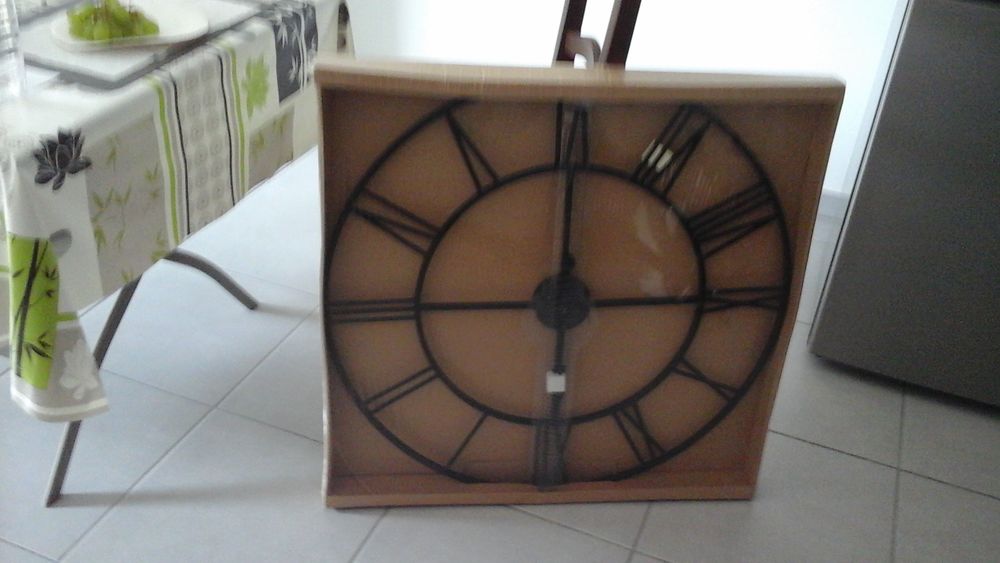 Horloge 20 Toulon (83)