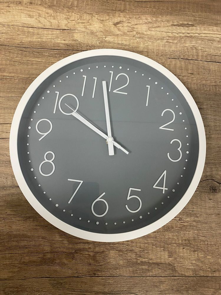 horloge 10 Orl�ans (45)