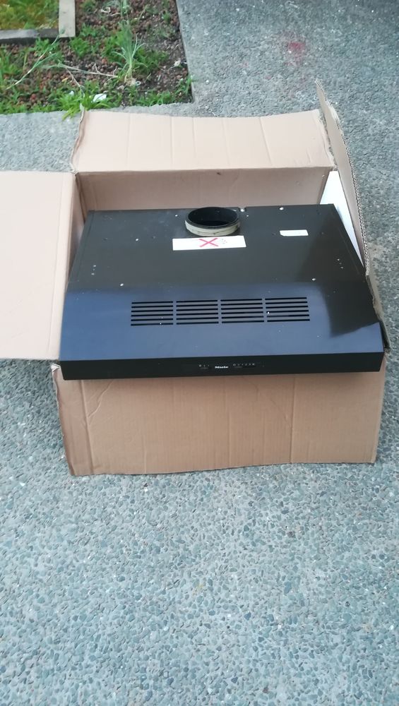 Hotte aspirante Miele 50 Aiffres (79)
