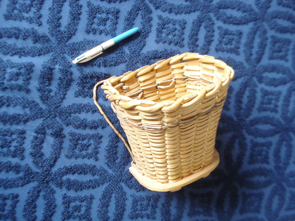 La hotte du p�re No�l enfant sur Paruvendu ! 5 Monnetier-Mornex (74)