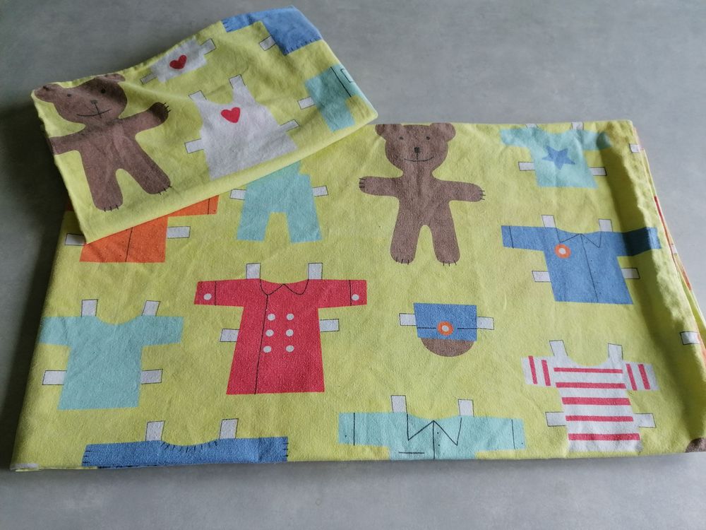 Housse de couette lit b�b� 5 Jury (57)