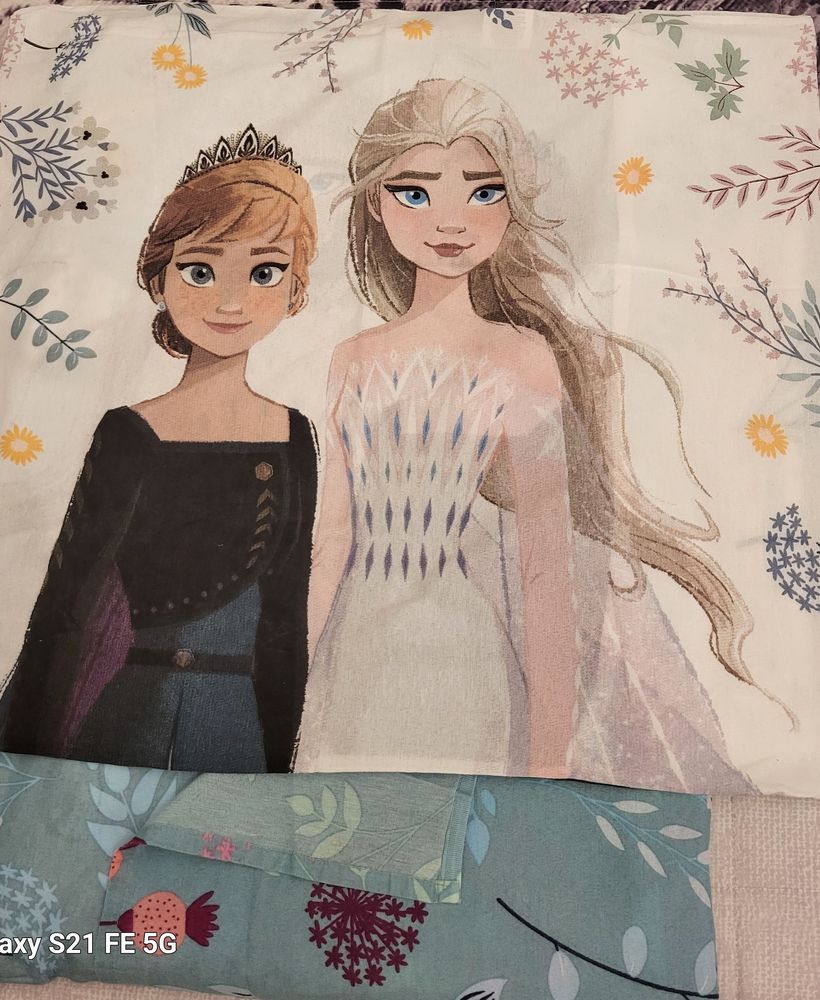 Housse de couette Reines des neiges 5 Lorient (56)