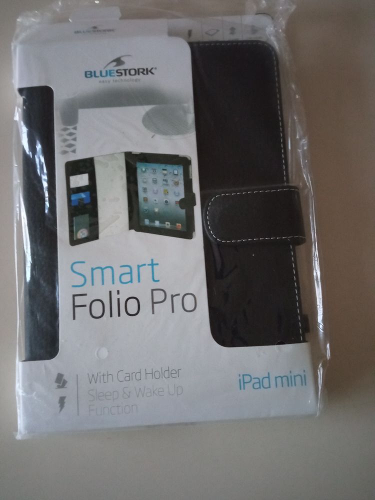 Housse en cuir pour iPad mini 12 Puteaux (92)