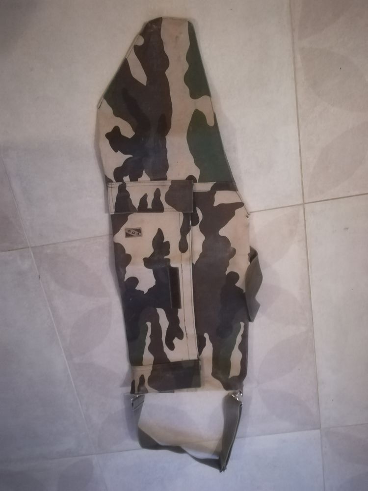 Housse famas 15 Charmes (88)