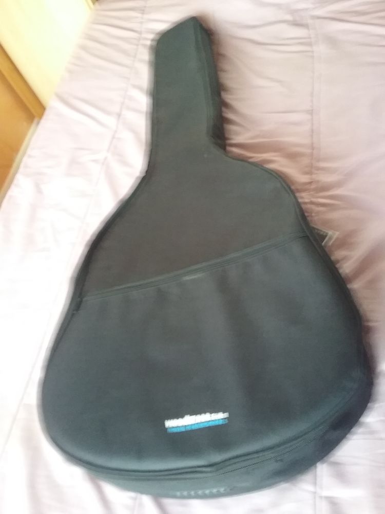 Housse de guitare 22 Quincy-sous-S�nart (91)