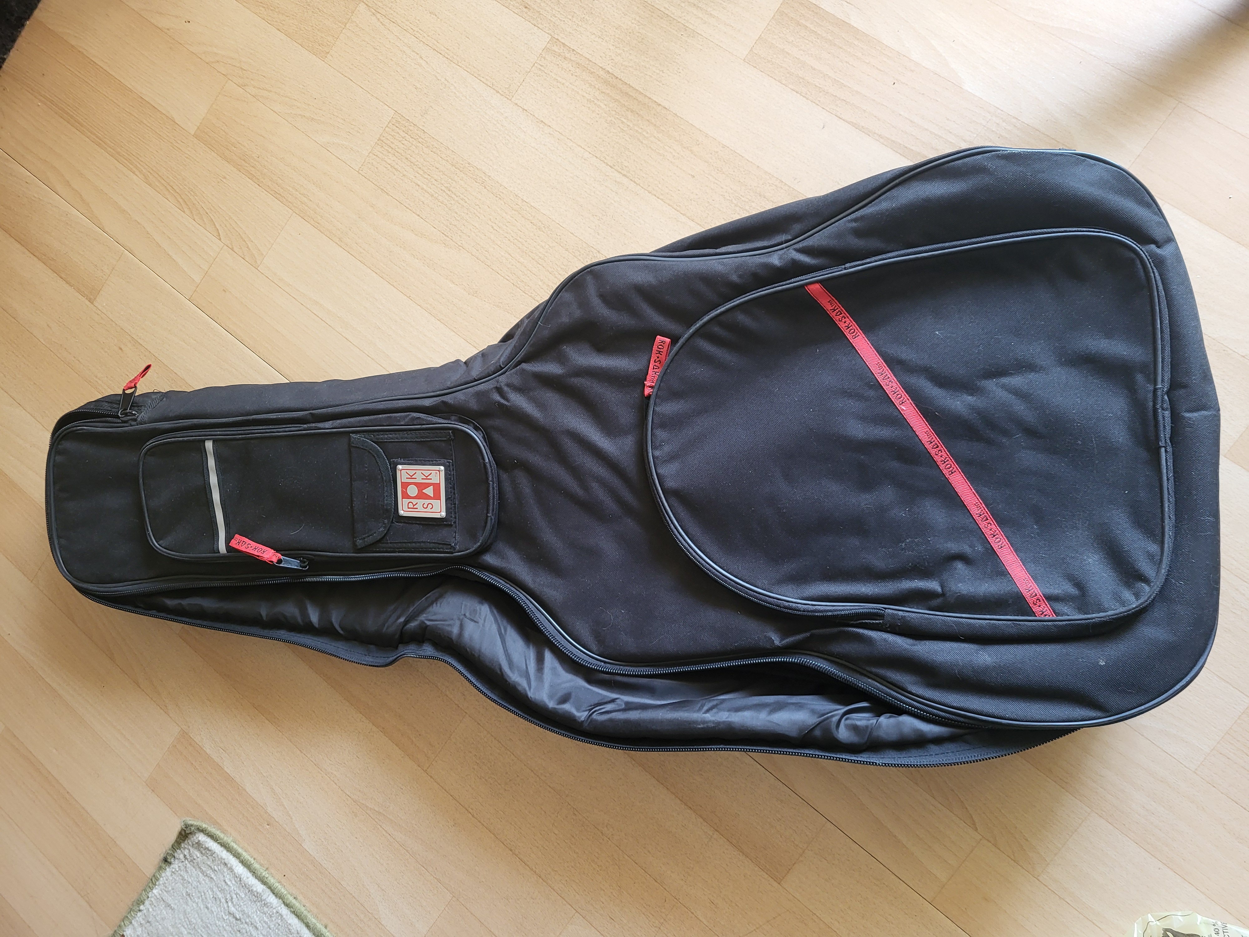 Housse guitare 15 Clermont-Ferrand (63)