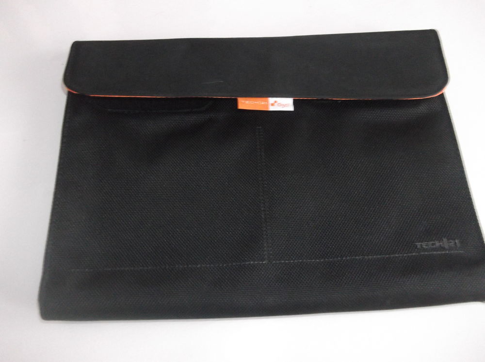 Housse sacoche tablette 5 Maul�vrier (49)