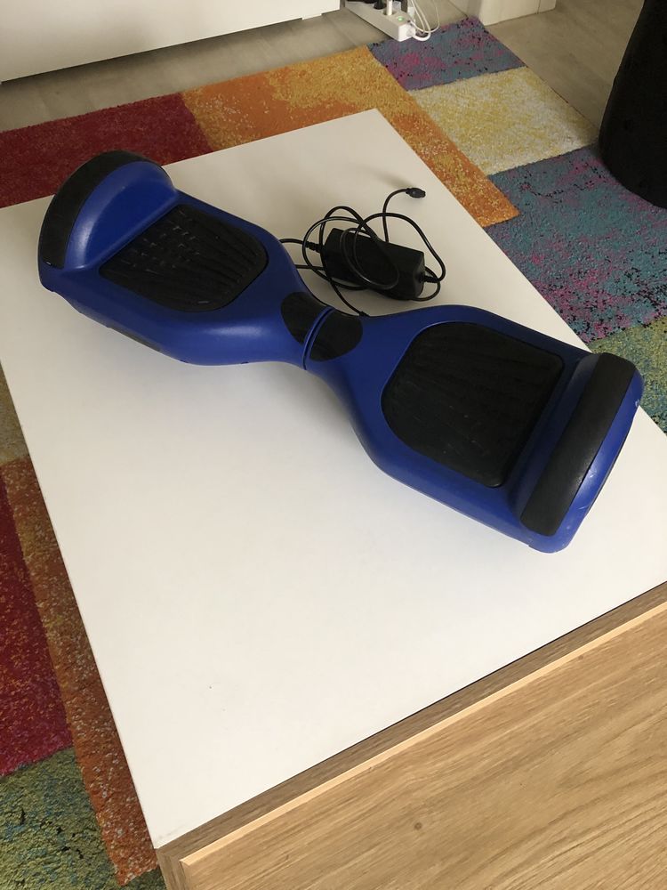 Hoverboard bleu et noir 35 Fresnes (94)