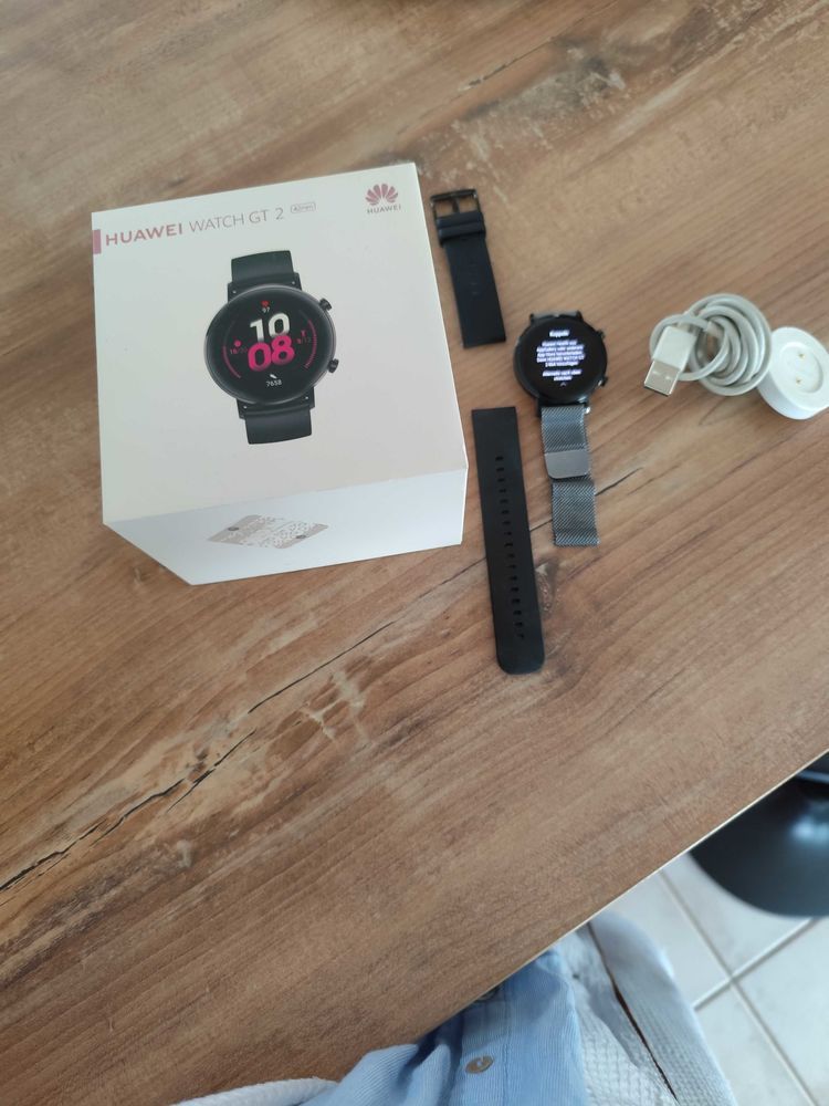Huawei watch GT 2 42mm 65 Saint-Gervais-la-For�t (41)