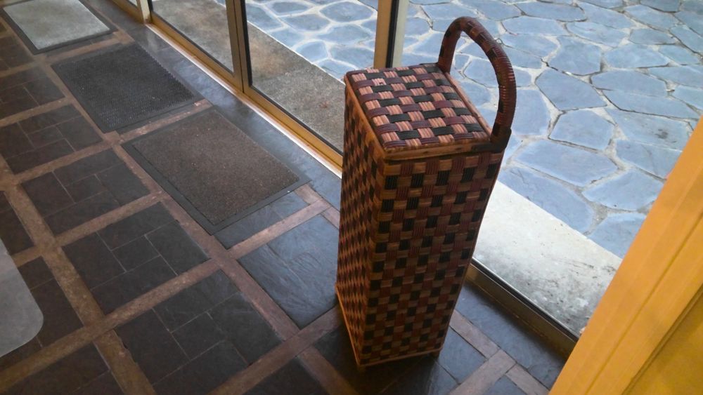 Huche � pain en osier, ann�e 1960
20 Boulogne-Billancourt (92)