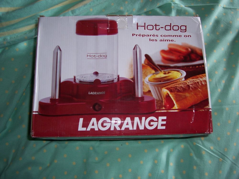 IDEALE POUR LES ENFANTS
Service � Hot-Dog Lagrange 370 W soc 30 Soullans (85)